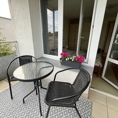 2-pokojowe Przy Molo Z Balkonami 그디니아