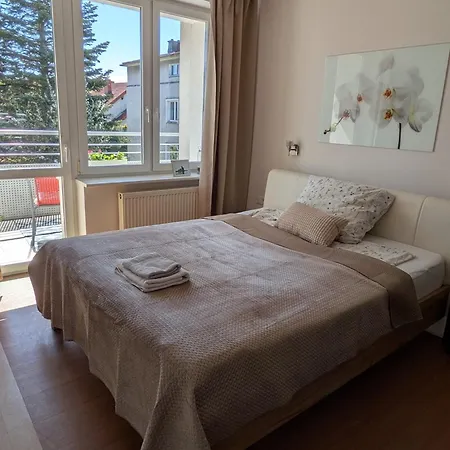 2-pokojowe Przy Molo Z Balkonami Apartmán Gdyně